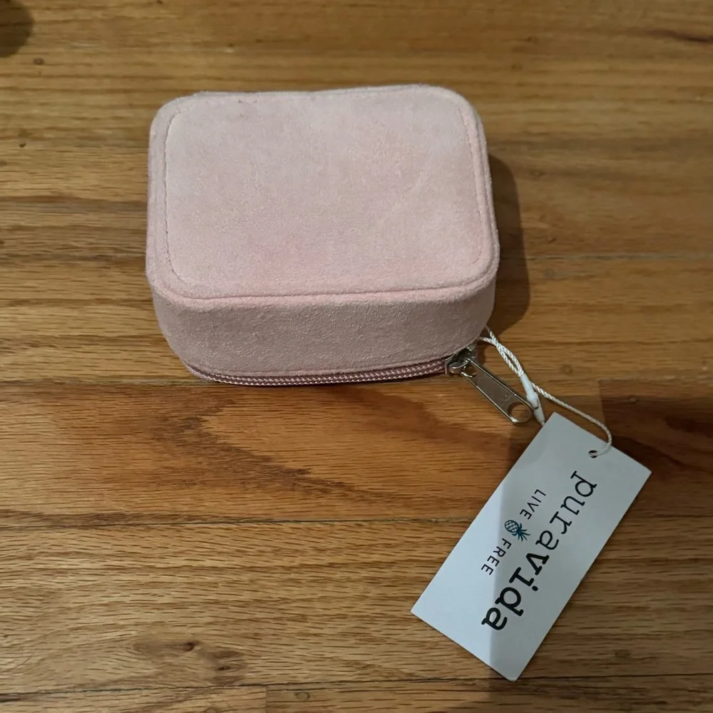 NWT Pura Vida | Mini Journey Jewelry Case | Bubblegum Pink Color